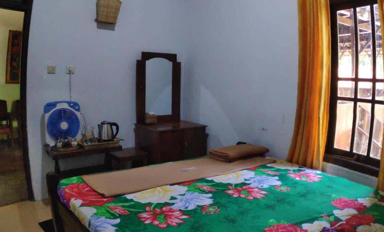 Homestay Rahayu Bantul Buitenkant foto